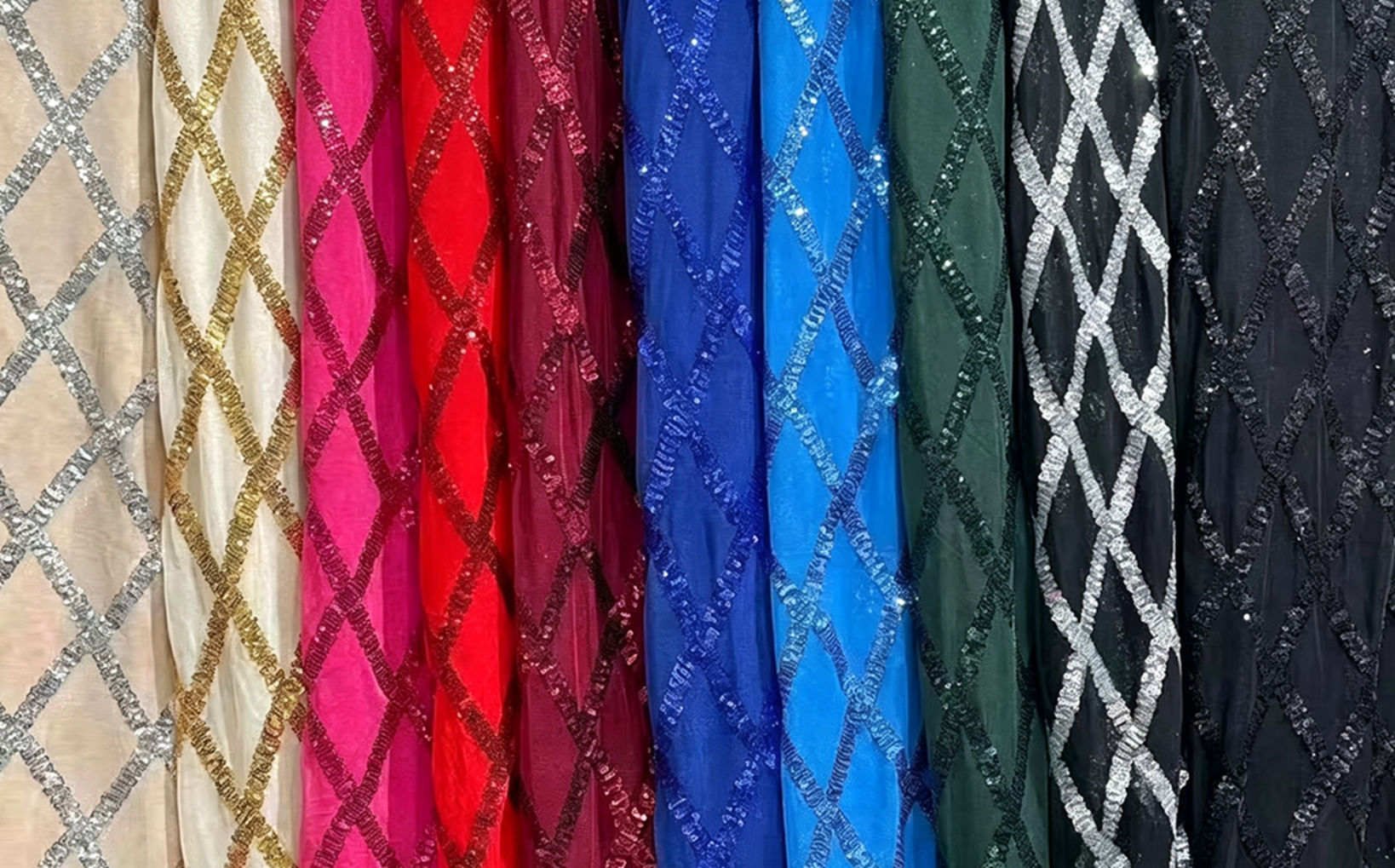 Diamond Grid Sequin Embroidery - Crystal Mesh Fabric 评论和价格